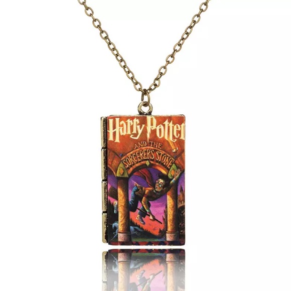Jewelry - Harry Potter Book Necklace